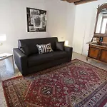 Ca Dell'ambasciatore * ונציה