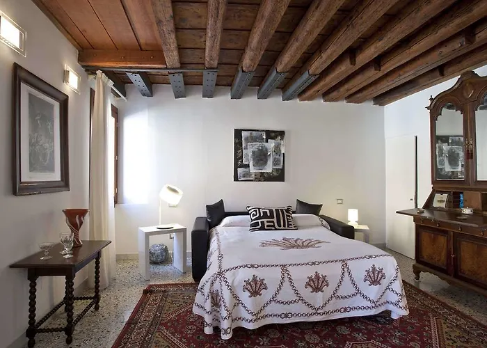 شقة Ca Dell'ambasciatore البندقية