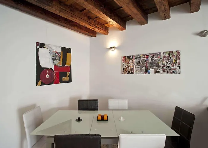 Ca Dell'ambasciatore 베니스