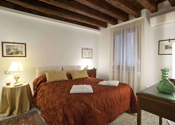 شقة Ca Dell'ambasciatore البندقية