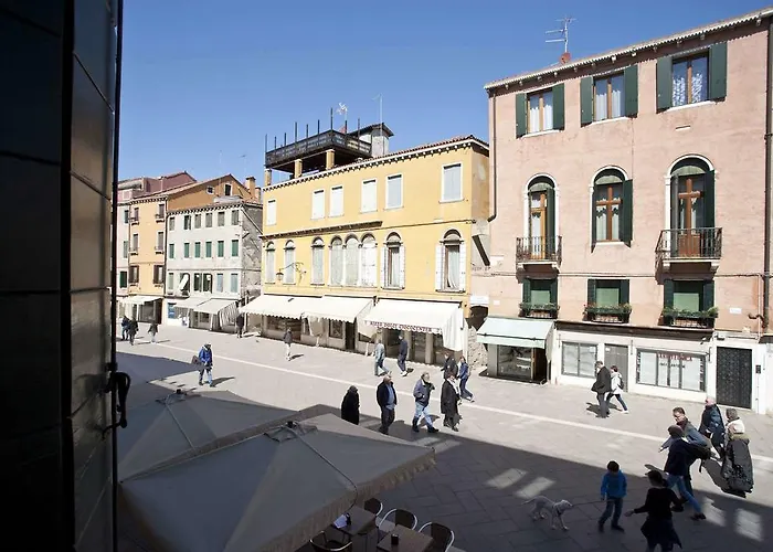 Ca Dell'ambasciatore البندقية