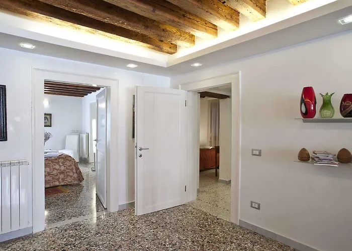 شقة Ca Dell'ambasciatore البندقية