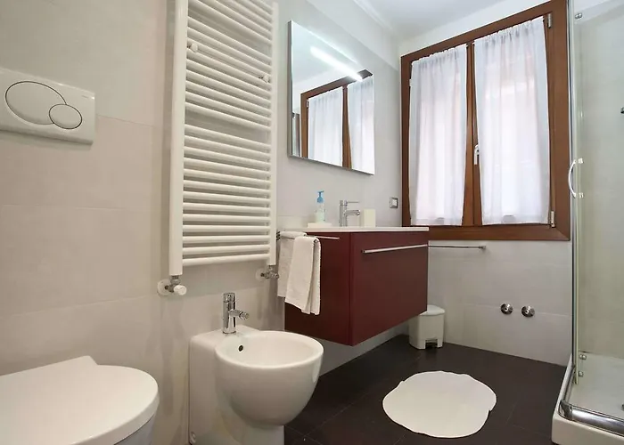 Ca Dell'ambasciatore البندقية