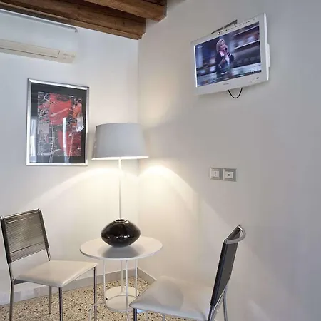 Cà Dell'ambasciatore * Veneza